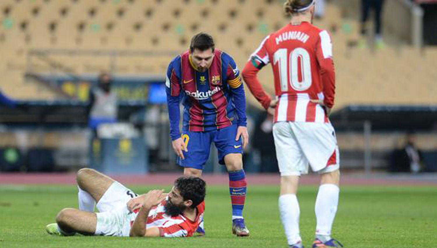Messi recibioacute soacutelo dos fechas de suspensioacuten por su expulsioacuten en la Supercopa de Espantildea