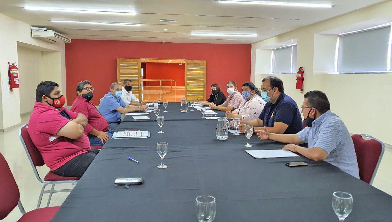 Desde el Centro Cultural Gral San Martín hicieron videoconferencia a través de la plataforma Zoom