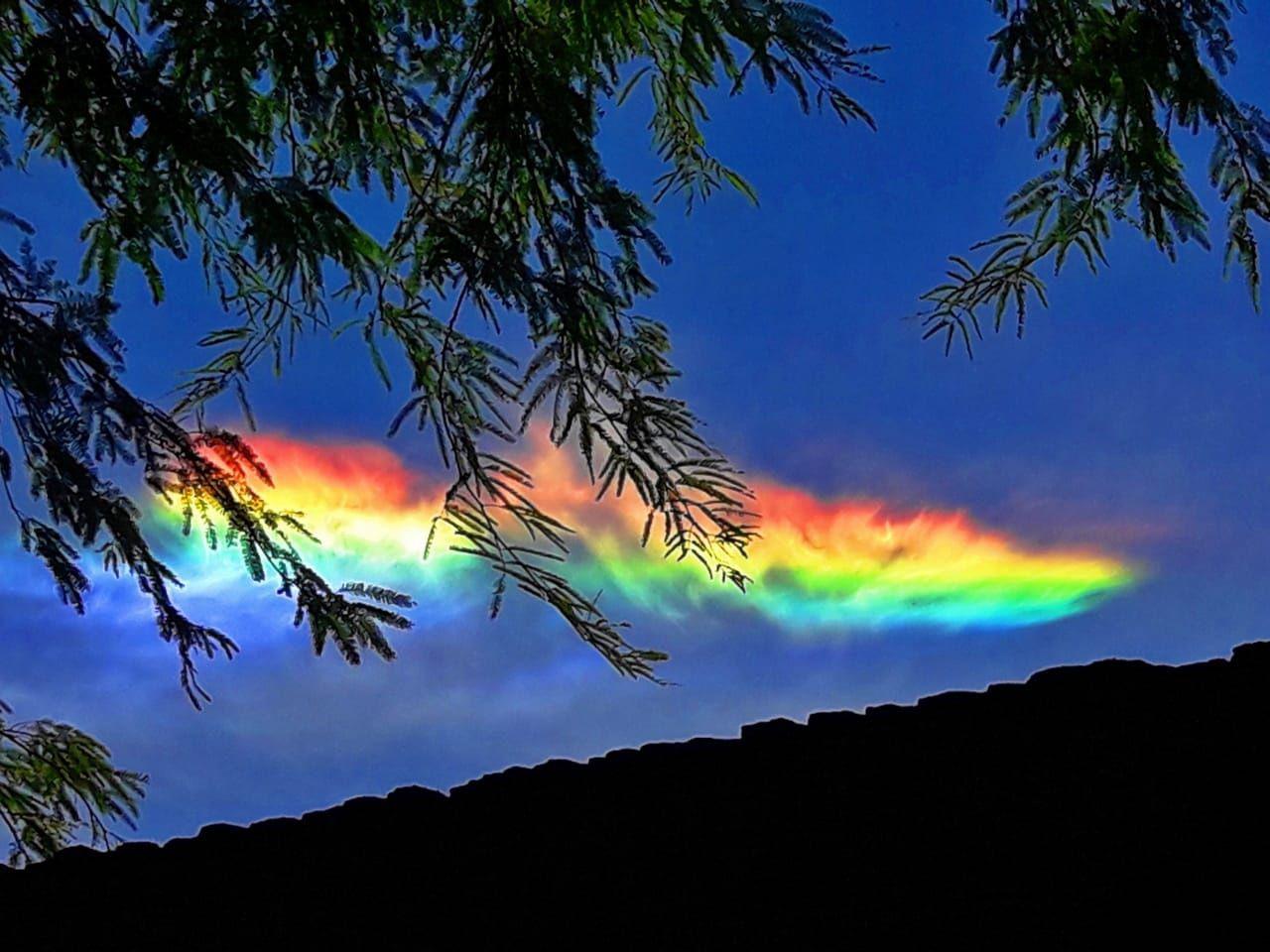 Iridiscencia- el fenoacutemeno que se pudo ver en el cielo y que llamoacute la atencioacuten de los santiaguentildeos