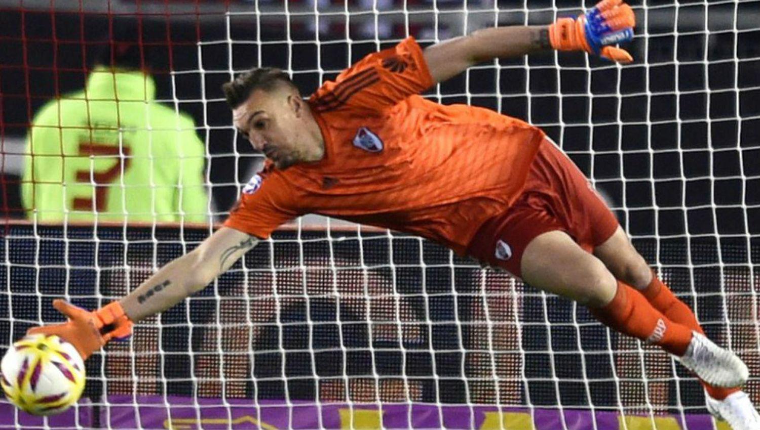 Segn el representante Aroz el arquero Franco Armani pretende seguir en River Plate