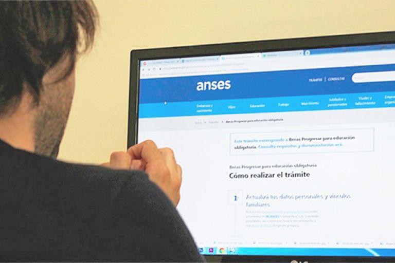 Las inscripciones para las Becas  Progresar comenzariacutean en marzo