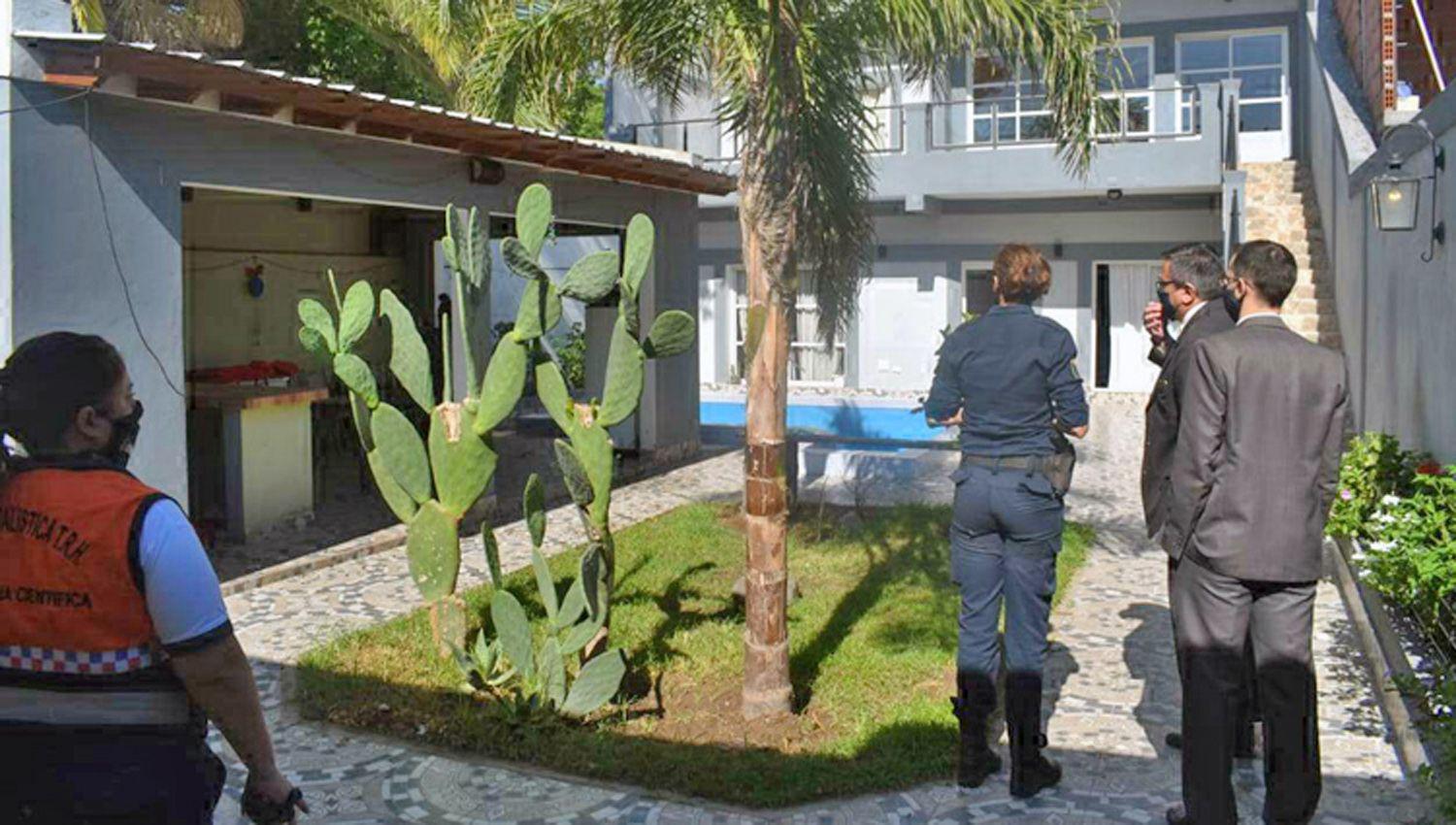 Secuestran prendas en quincho  donde habriacutean abusado de una joven