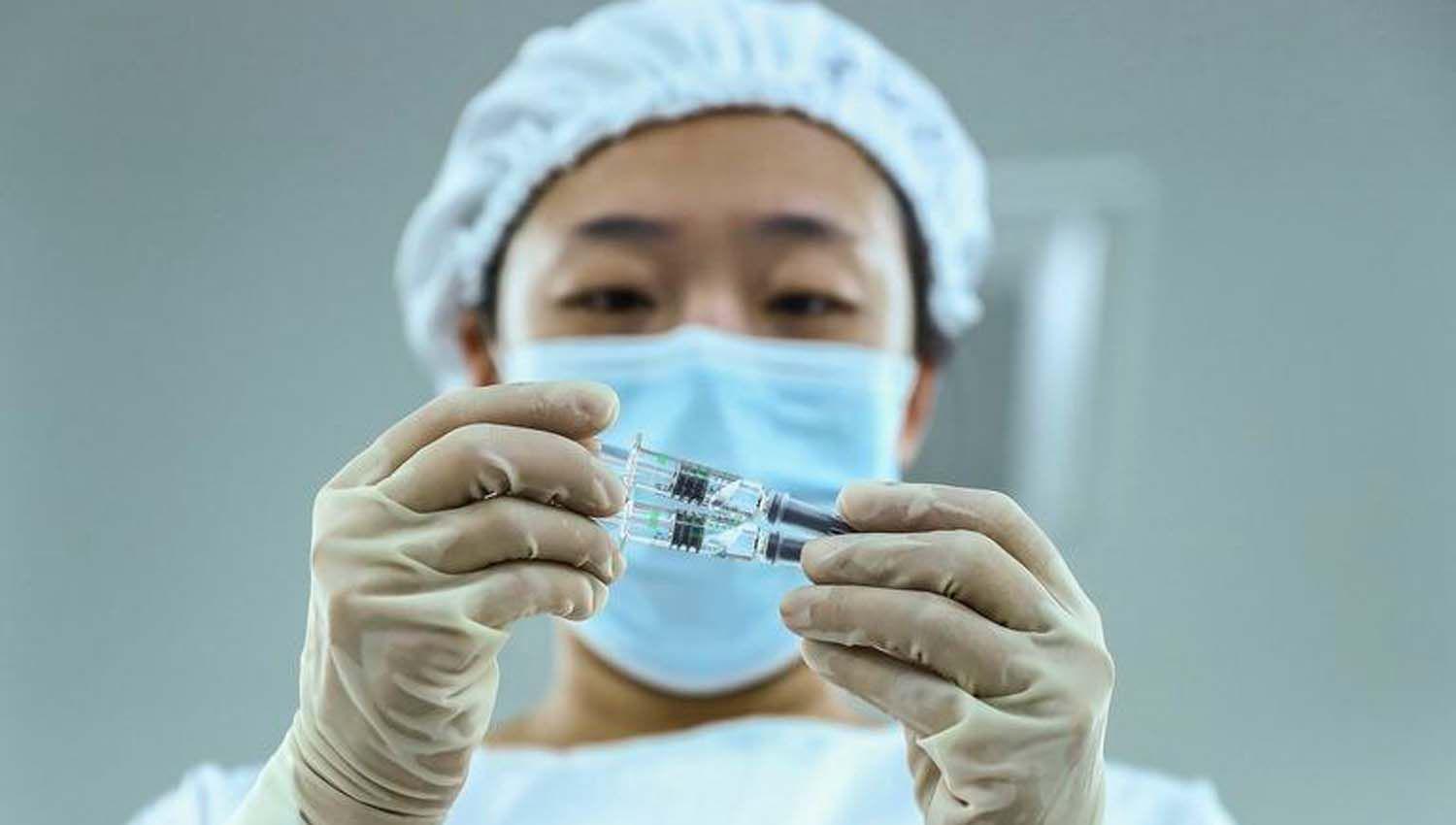 Una mujer de 54 antildeos que recibioacute un placebo en el ensayo de vacuna china en Peruacute murioacute por coronavirus