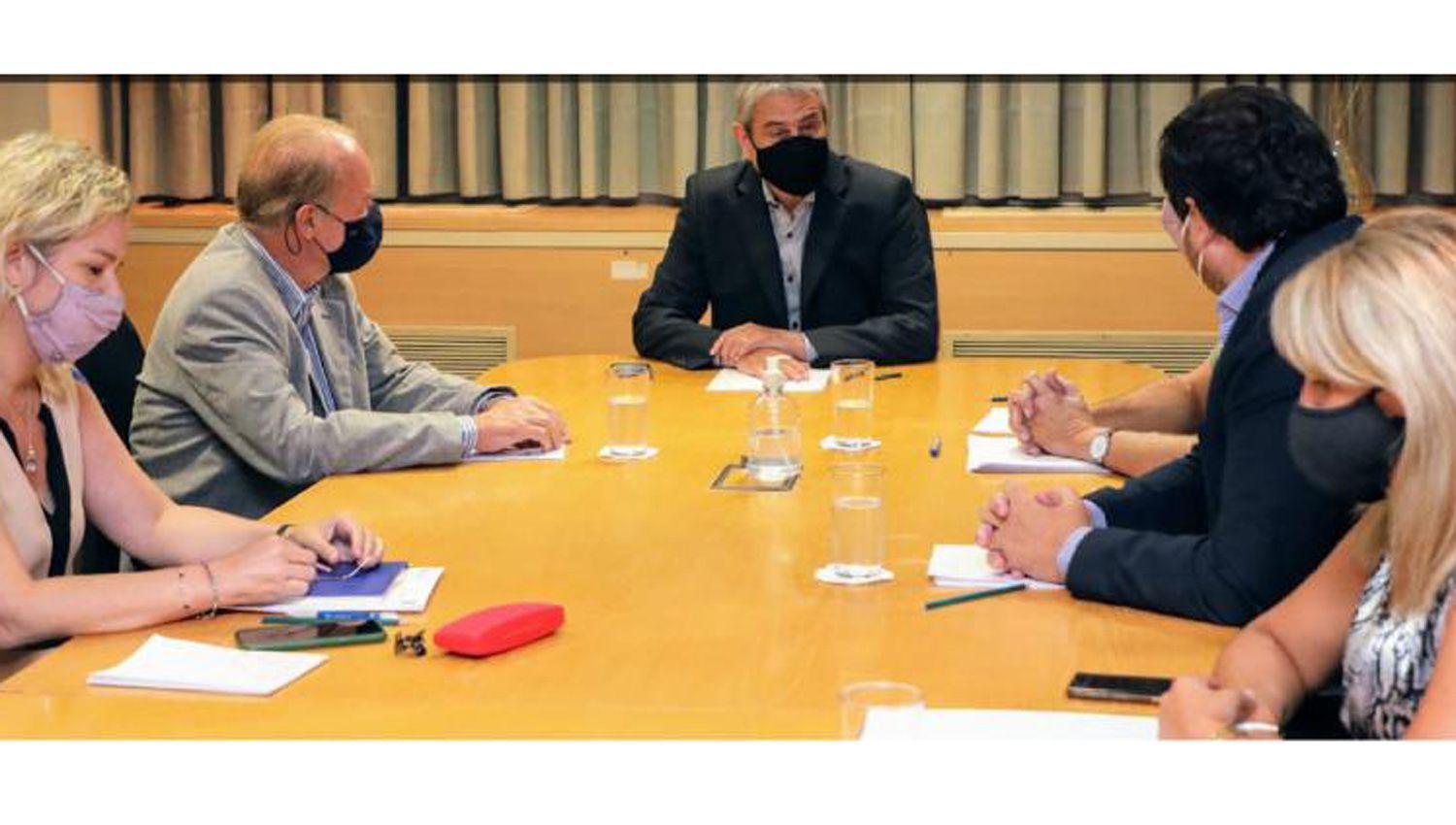 El Consejo Nacional de la Vivienda analizoacute implementacioacuten de nuevo plan