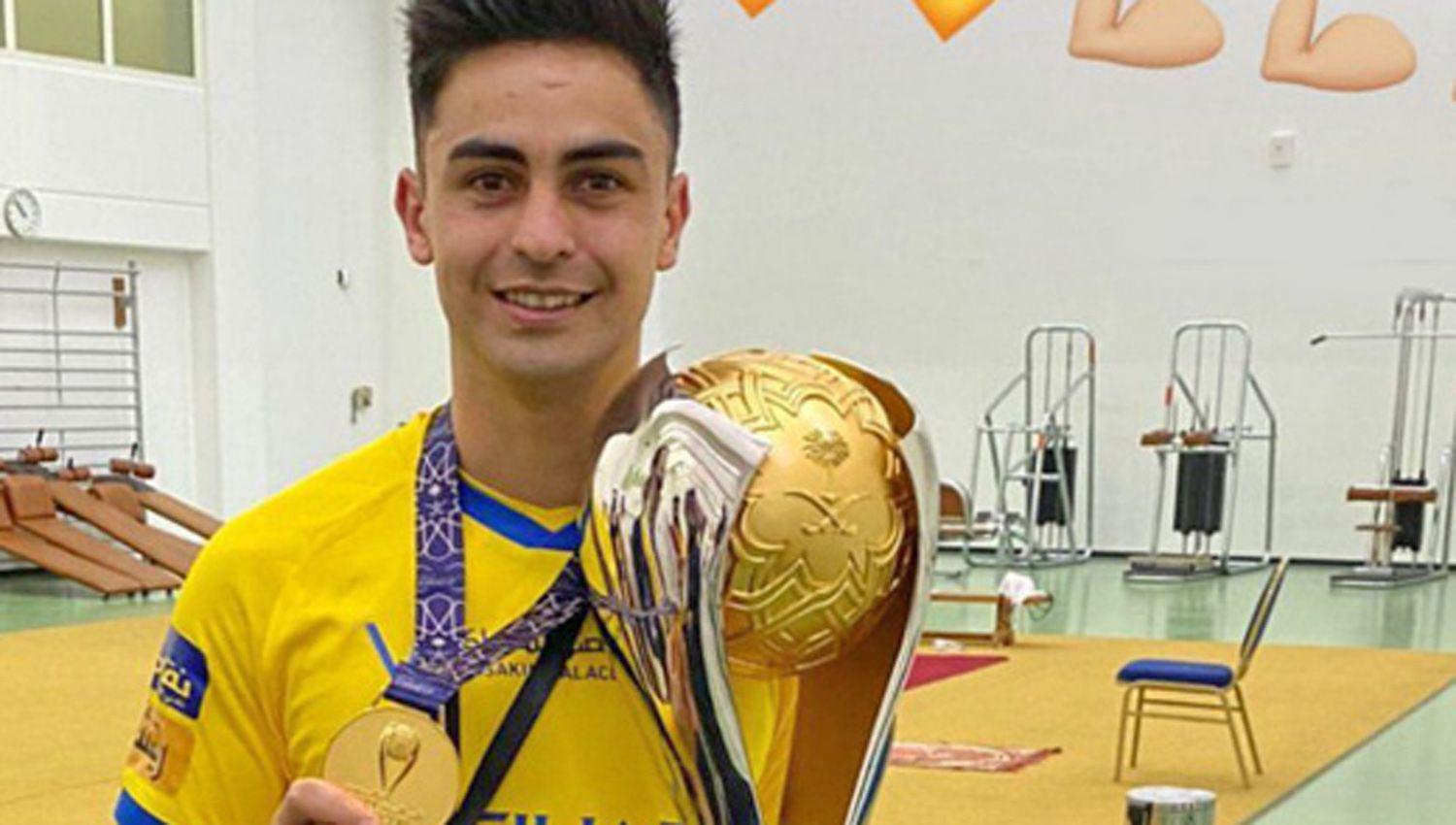 El ldquoPityrdquo Martiacutenez sumoacute un nuevo tiacutetulo en su carrera y lo festejoacute con todo en Arabia