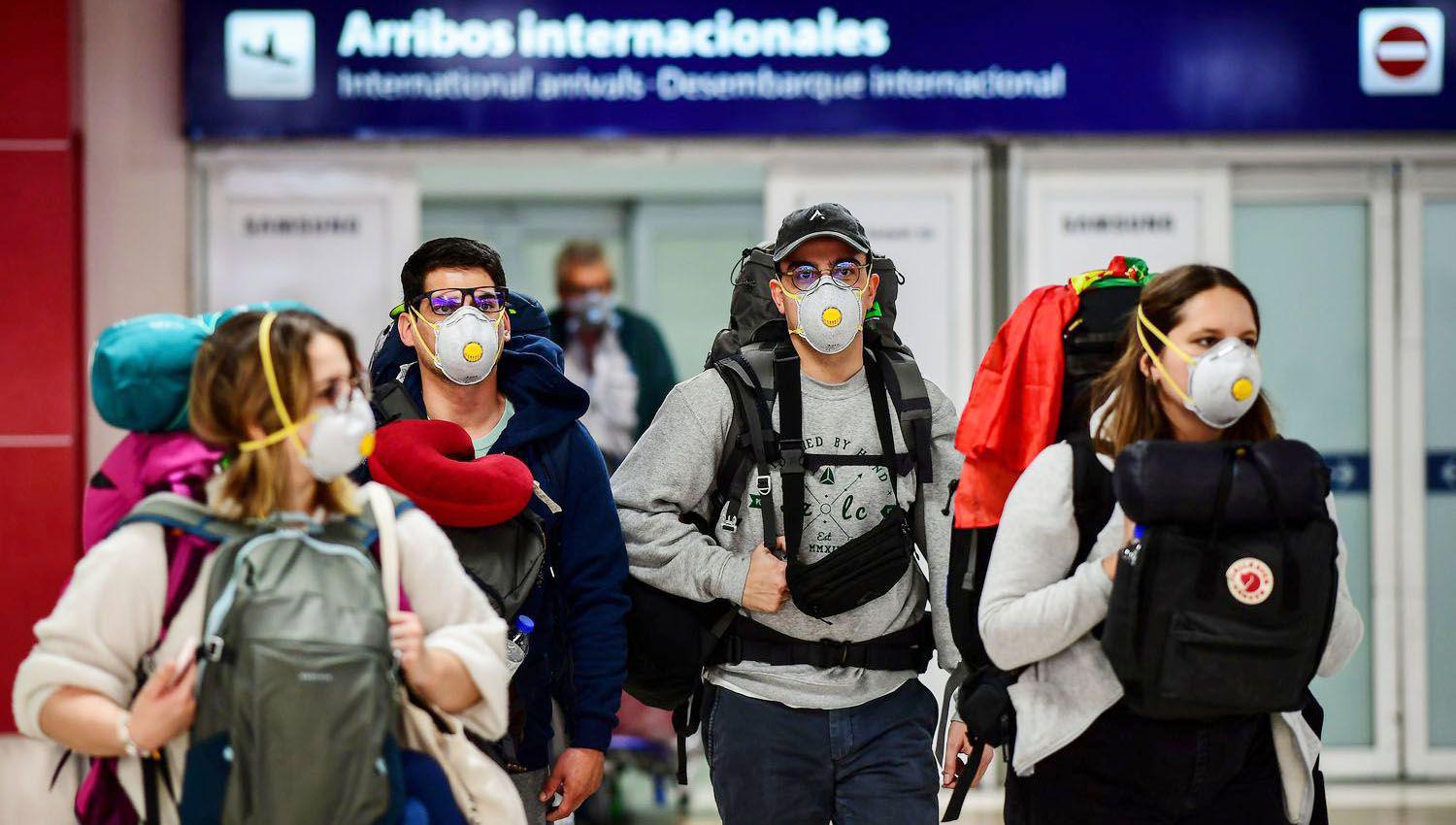 Coronavirus en la Argentina- Compantildeiacuteas aeacutereas internacionales anunciaron reducciones de vuelos