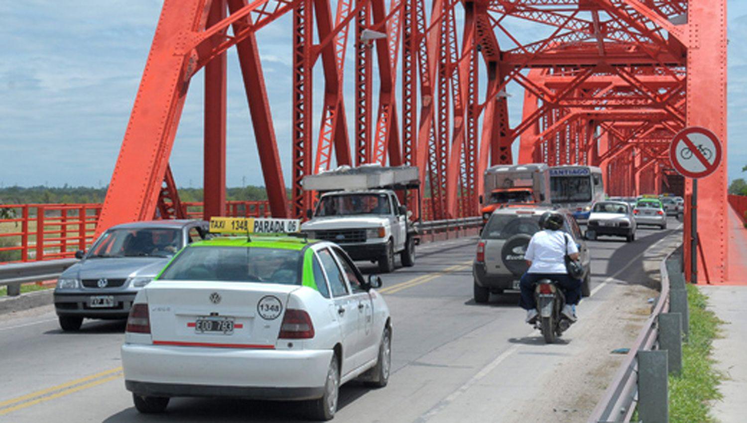 Se interrumpiraacute el traacutensito vehicular en el Puente Carretero hoy y mantildeana