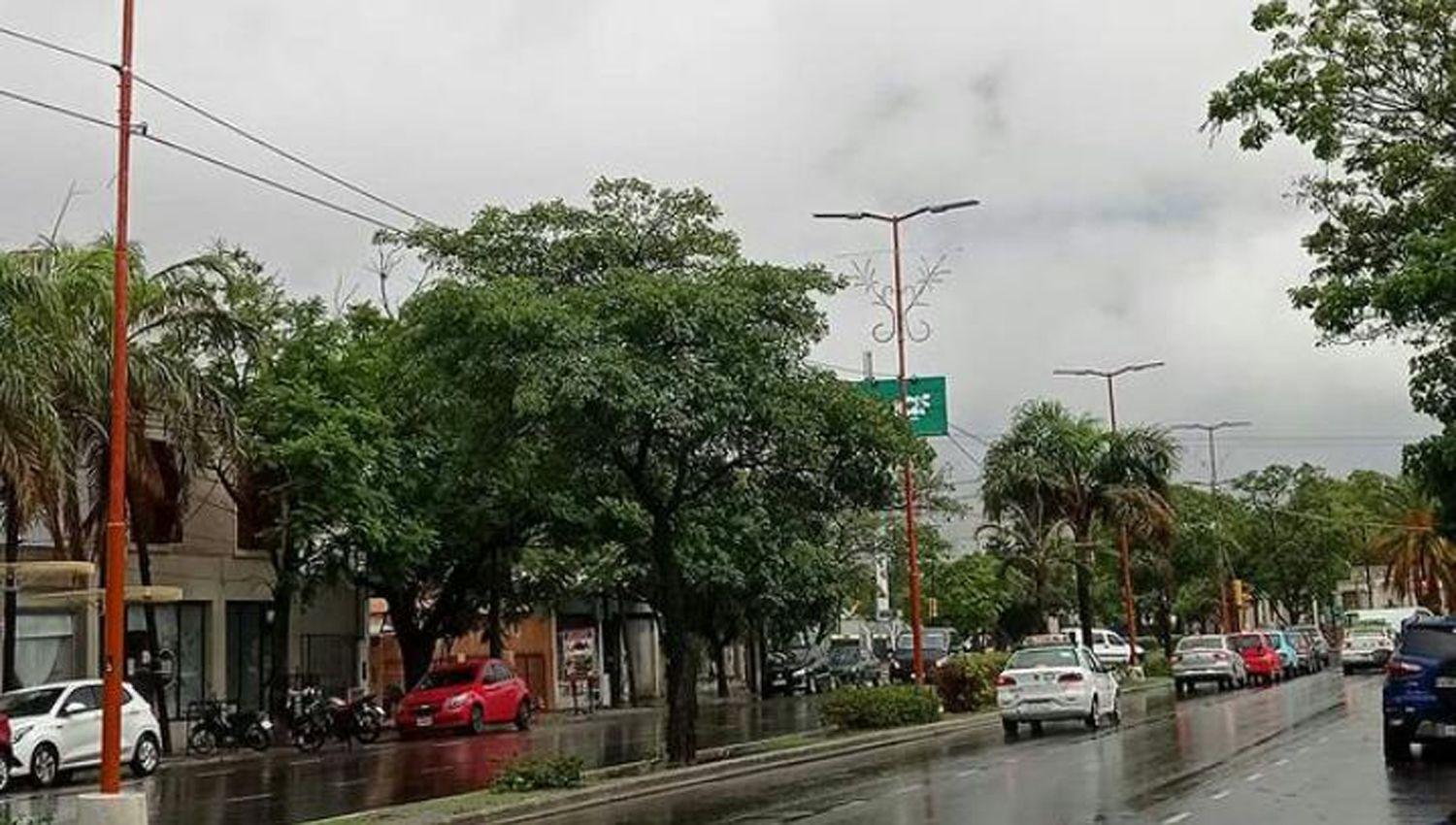 Asiacute continuaraacute el tiempo en Santiago del Estero durante este saacutebado
