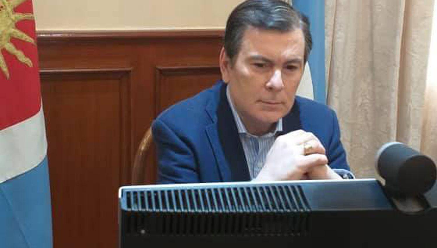 El gobernador Zamora lamentoacute el fallecimiento del ex presidente Carlos Menem