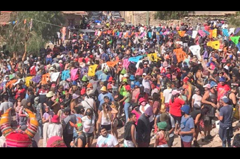 Por las protestas el gobierno jujentildeo flexibiliza el acceso a la Quebrada