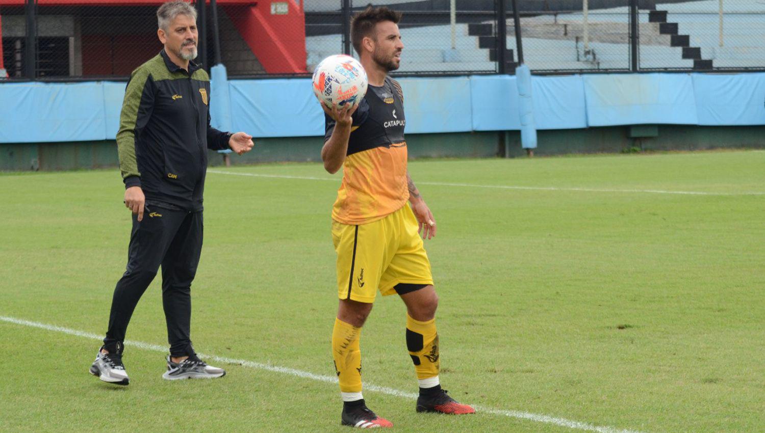 Mitre ganoacute en otra buen prueba ante Estudiantes