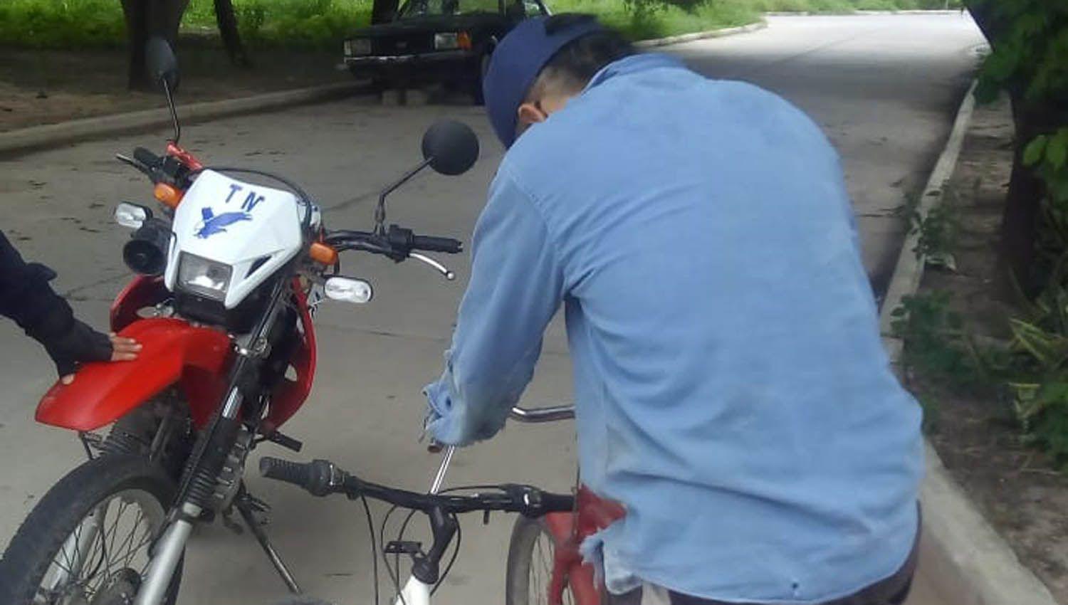 Un joven circulaba con dos bicicletas robadas y quedo detenido