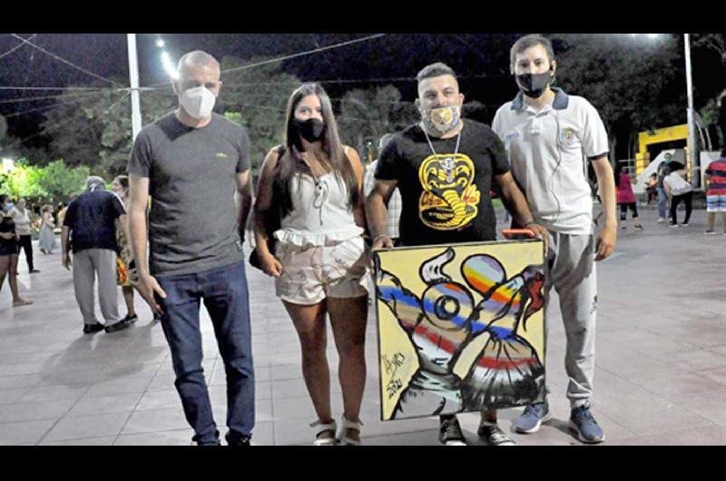El artista plaacutestico Horacio Viacutector Orlando Sequeira donoacute un cuadro titulado ldquoPincelada de Zambardquo