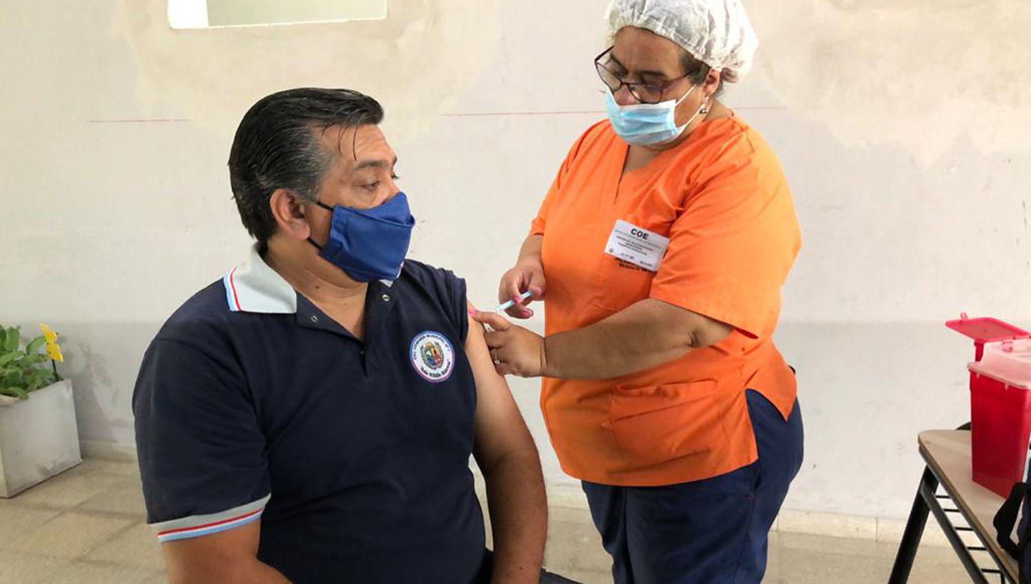 Este jueves comenzaraacute la vacunacioacuten contra el Covid 19 para mayores de 70 antildeos en La Banda