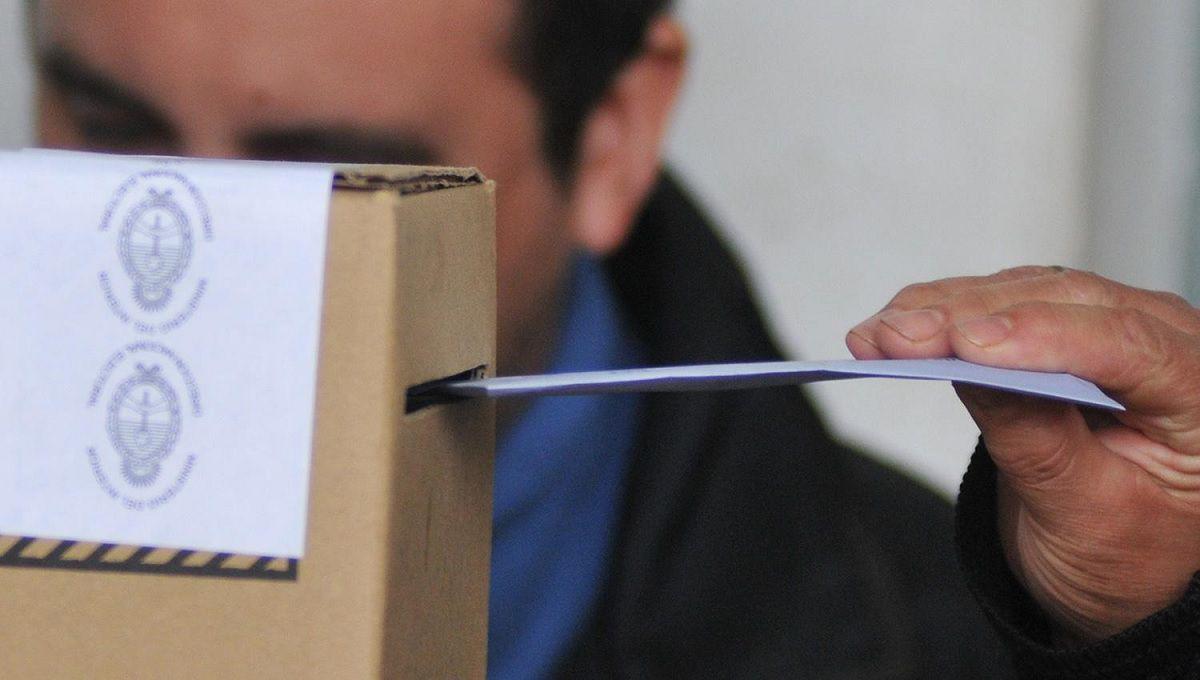 El Presidente derogaraacute tres decretos de Macri que habilitaban el voto postal anticipado