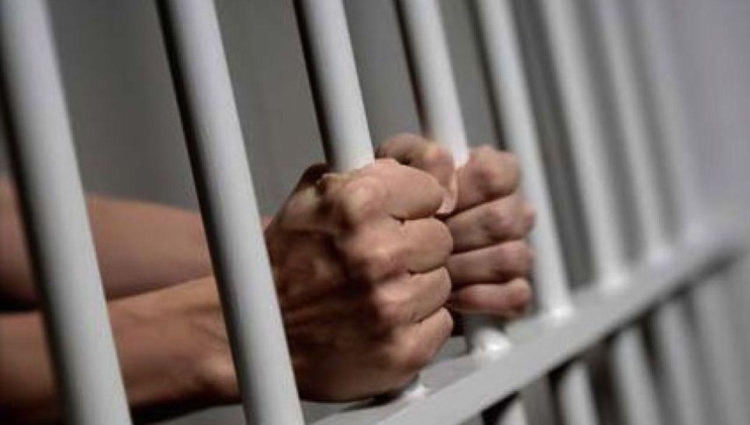 Condenado a 10 antildeos de prisioacuten por intentar matar a su ex pareja a cuchilladas