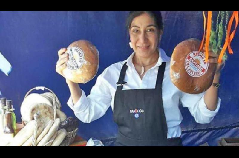 VIDEO  Berta Ruiz la cocinera y emprendedora santiaguentildea que Netflix podriacutea elegir para el documental ldquoLa ruta de la empanadardquo