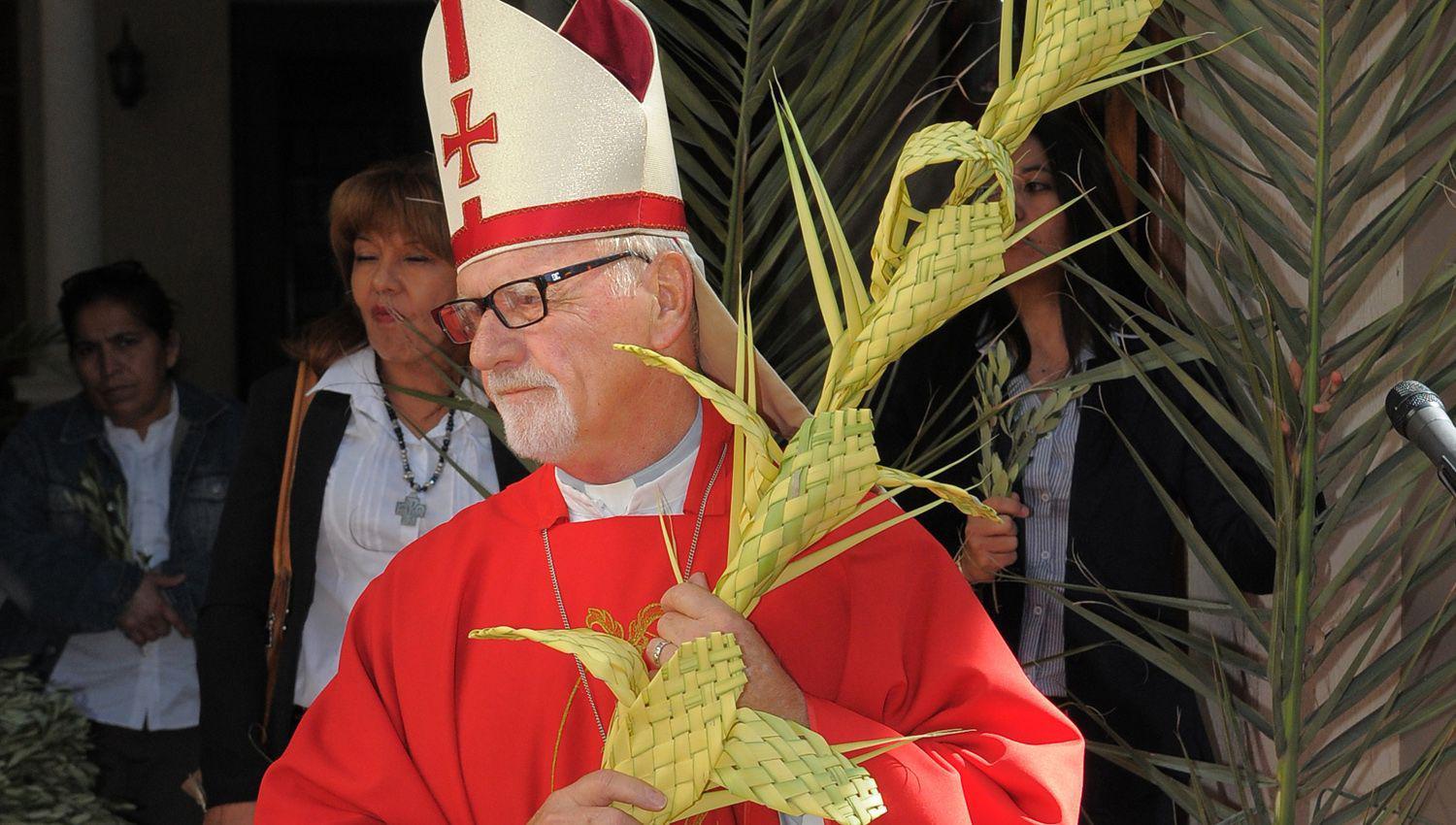 Monsentildeor Bokalic encabezoacute la misa de Domingo de Ramos