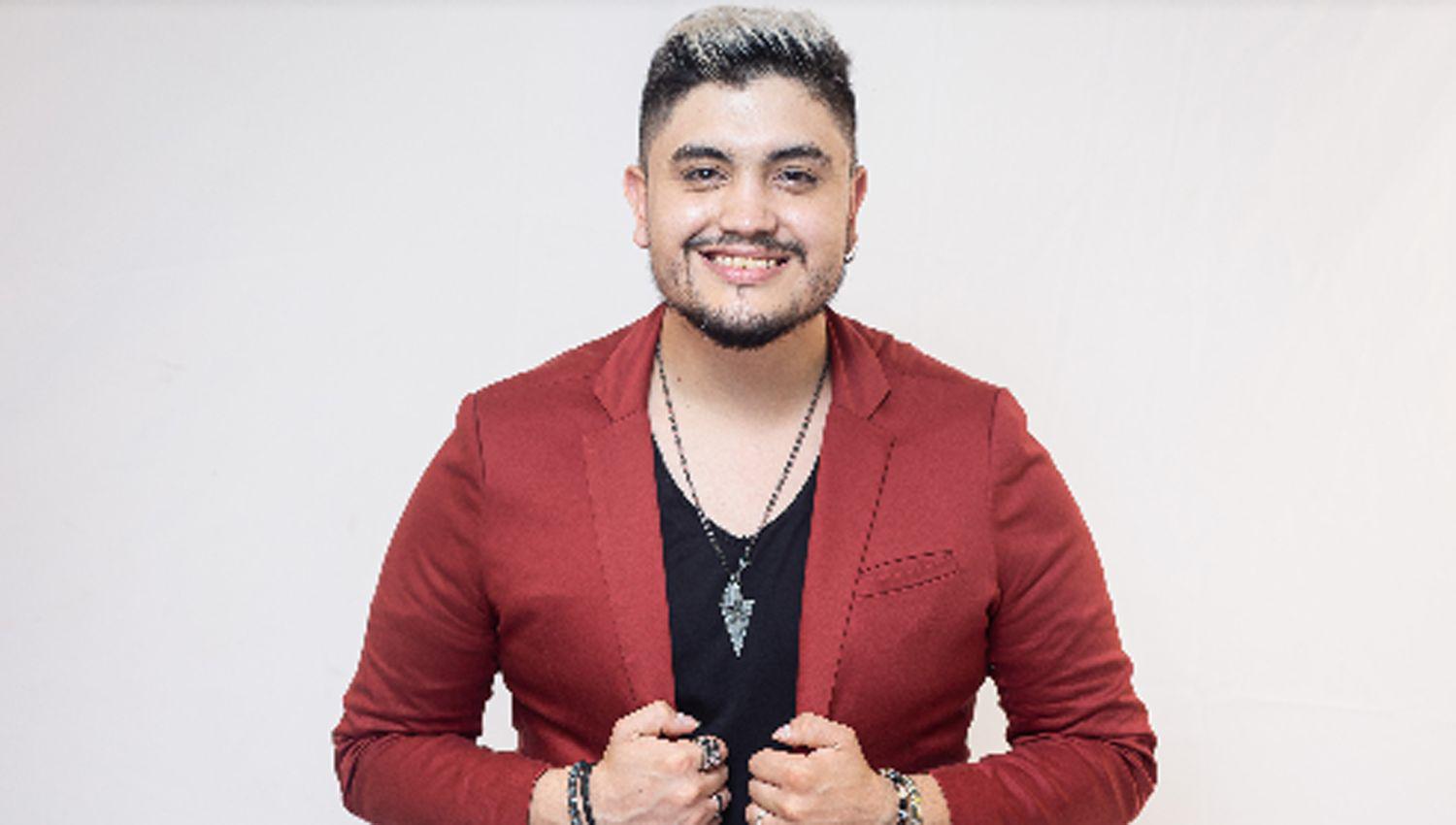 VIDEO Fede Lobo y Mario Aacutelvarez Quiroga unen su amor por Santiago del Estero en la chacarera ldquoAlma de mi pagordquo