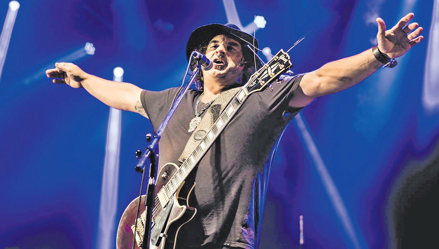 Mauricio Junior Lescano trae su Electro  Acuacutestico  Claacutesicos a Las Termas