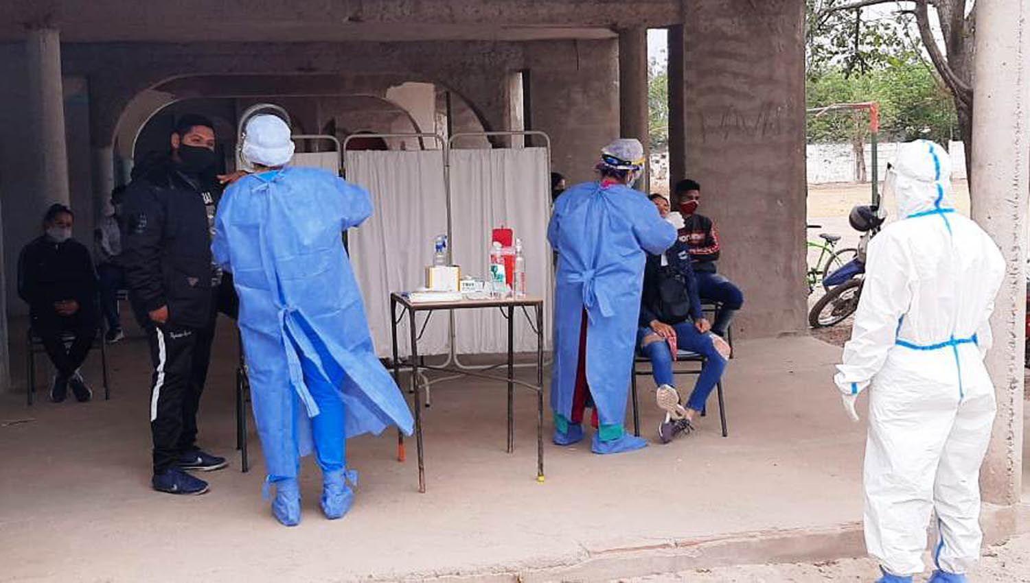 Reportaron el fallecimiento de una santiaguentildea y 70 nuevos casos de coronavirus en la provincia