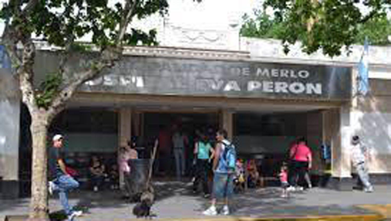 Brutalidad- sacoacute turno en un saloacuten de belleza ingresoacute y apuntildealoacute en el cuello a una empleada