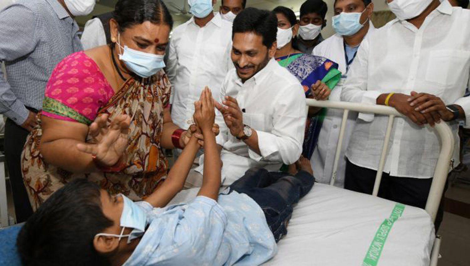 India registroacute maacutes de 100000 casos de coronavirus en un diacutea