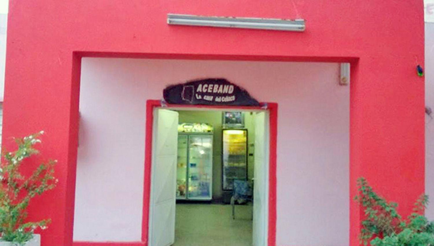 Aceband recordoacute que atiende todos los diacuteas y brindoacute los nuevos nuacutemeros de teleacutefono para comunicarse