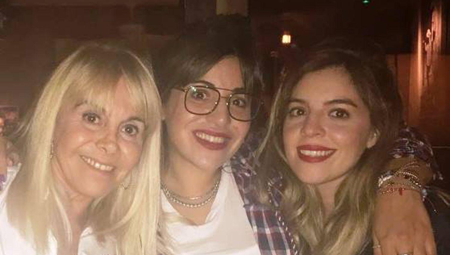 Coronavirus- Claudia Villafantildee Dalma y Gianinna Maradona estaacuten aisladas por contacto estrecho