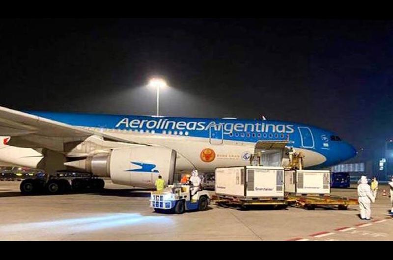 El vuelo de Aeroliacuteneas quedoacute demorado en Moscuacute- No estaacuten disponibles las vacunas para la Argentina