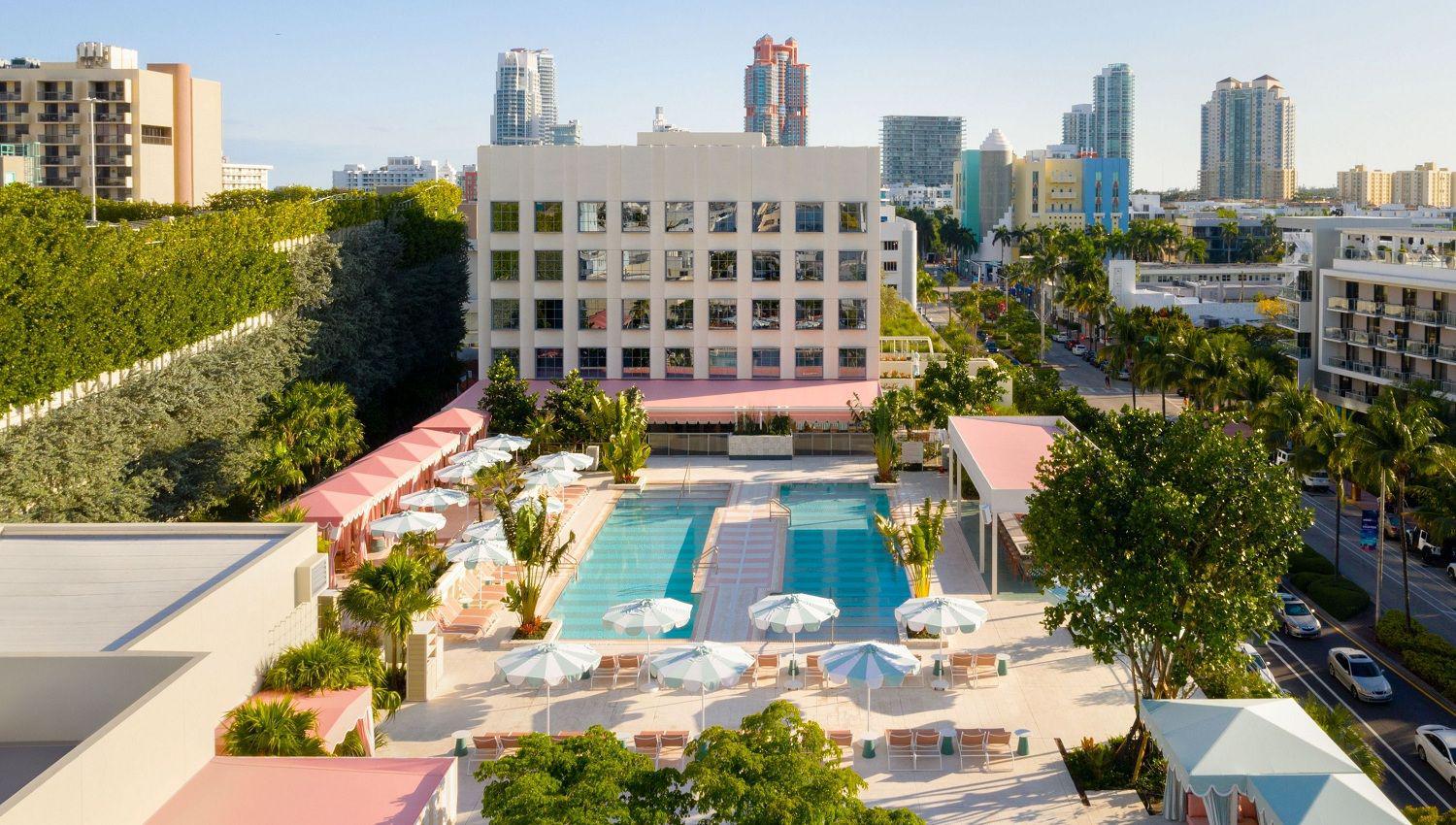 El rey de la noche de Miami inauguroacute el hotel maacutes lujoso de South Beach