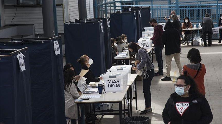 Elecciones en Chile- maacutes de 14 millones de ciudadanos votan en jornada doble