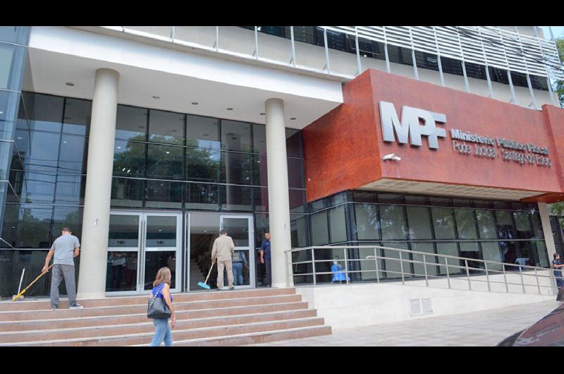 Pediatra habriacutea sido defraudada en  700000 con un ldquopreacutestamordquo