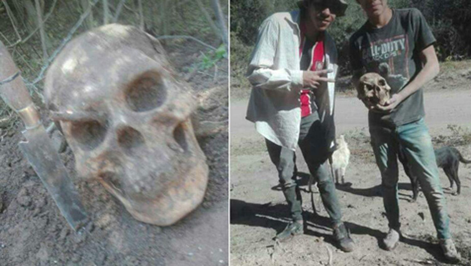 Dos joacutevenes descubrieron un esqueleto humano enterrado