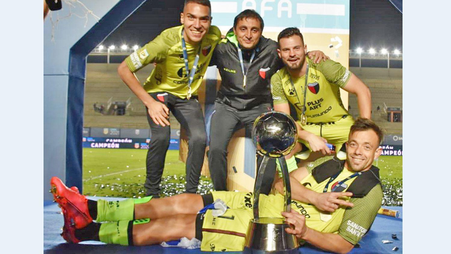 Fabricio Hass el arquero santiaguentildeo que hizo historia con el ldquoSabalerordquo