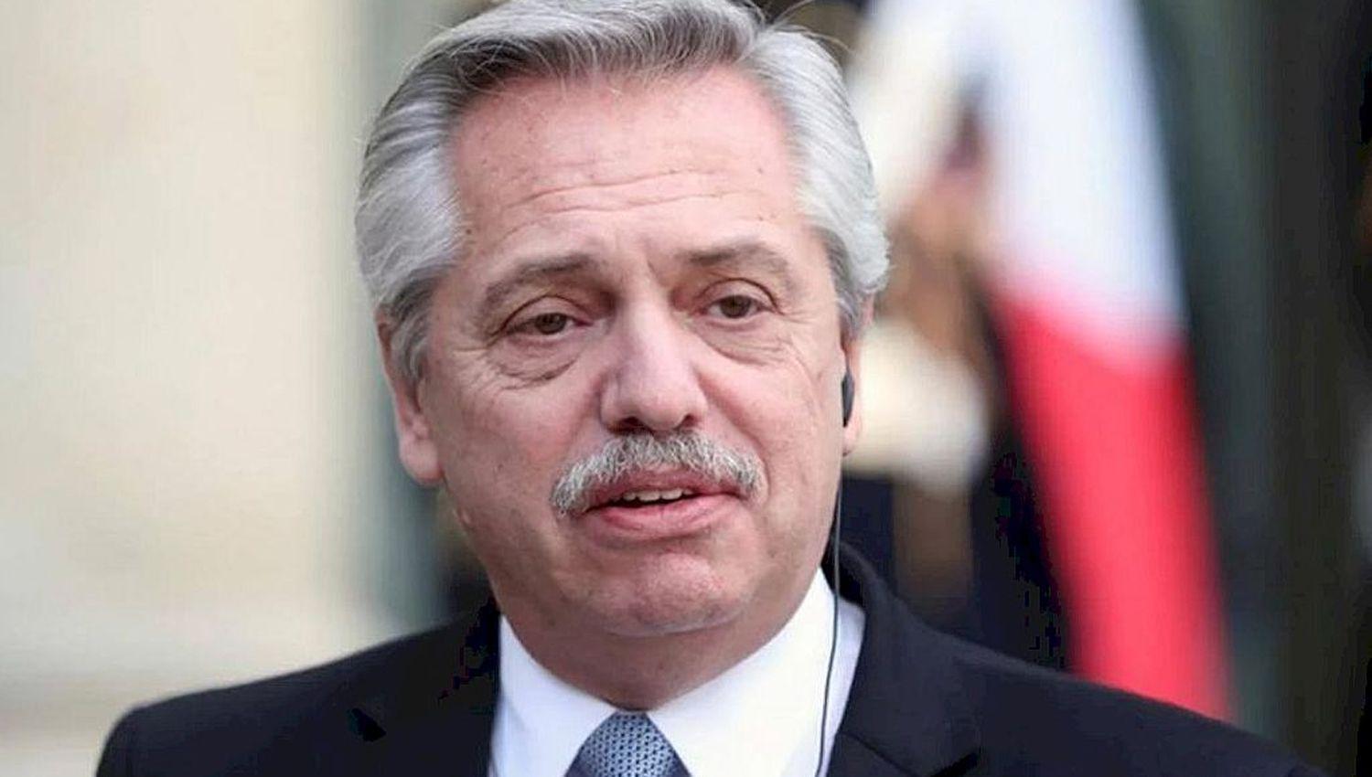 Fernaacutendez volvioacute a justificar en Twitter su poleacutemica frase- ldquoLitto Nebbia sintetiza mejor que yo el sentido real de mis palabrasrdquo