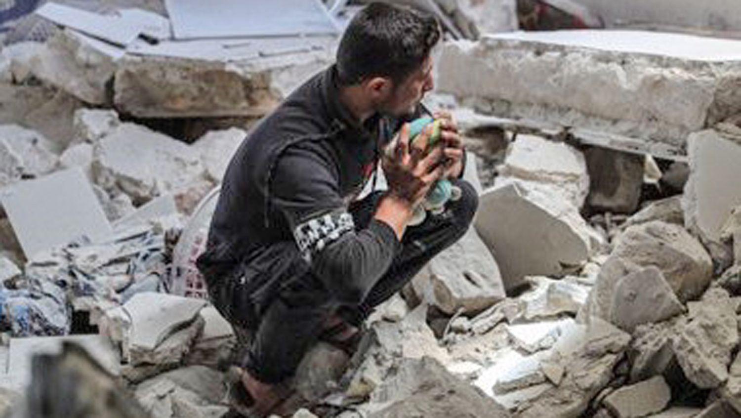 Unos 16 muertos en Siria en ataque a un hospital ocupado por rebeldes proturcos