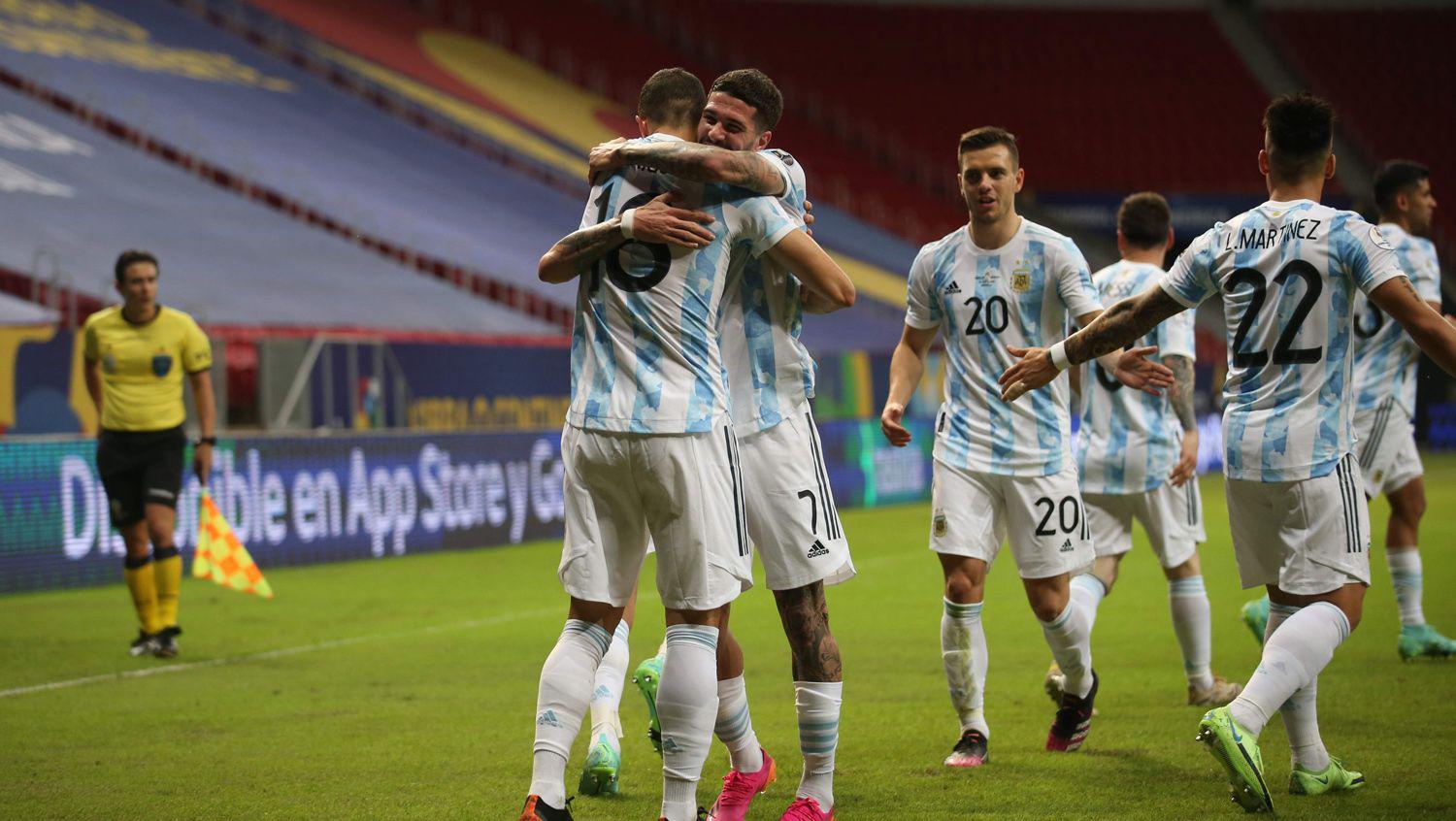 Argentina tuvo una gran noche y cosechoacute su primera victoria en la Copa Ameacuterica