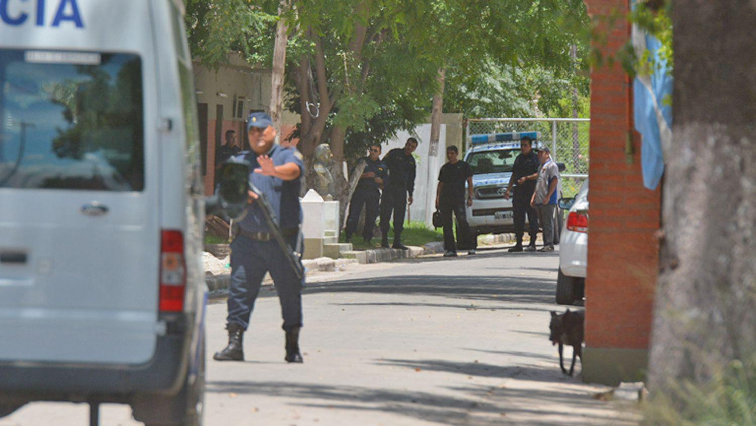 Allanan un local del ldquoGordo Bubyrdquo y habriacutean secuestrado una caja de seguridad