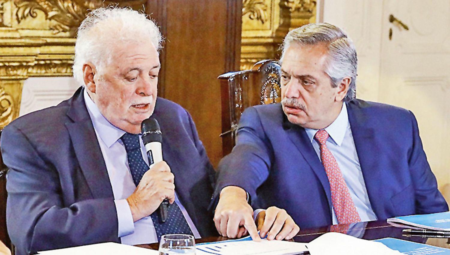 El escndalo por el vacunatorio VIP obligó a Fernndez a despedir a Gonzlez García del gobierno