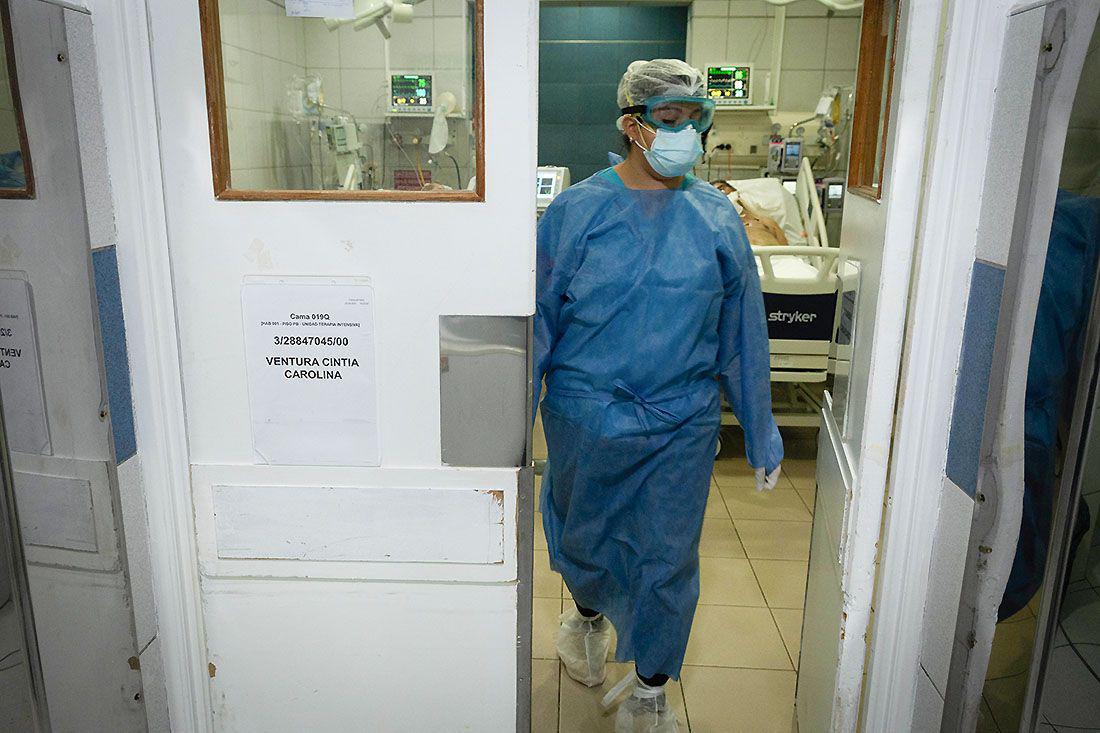 Dos santiaguentildeos murieron por Covid y se contagiaron otros 628 maacutes