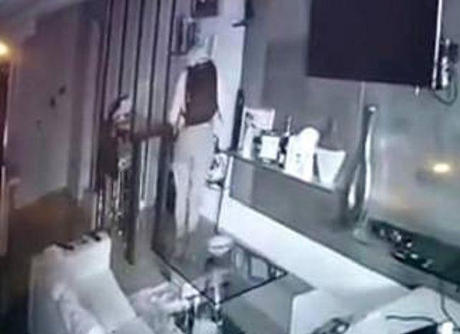 VIDEO- asiacute le robaron a Roro Bitar 200 mil doacutelares de su departamento