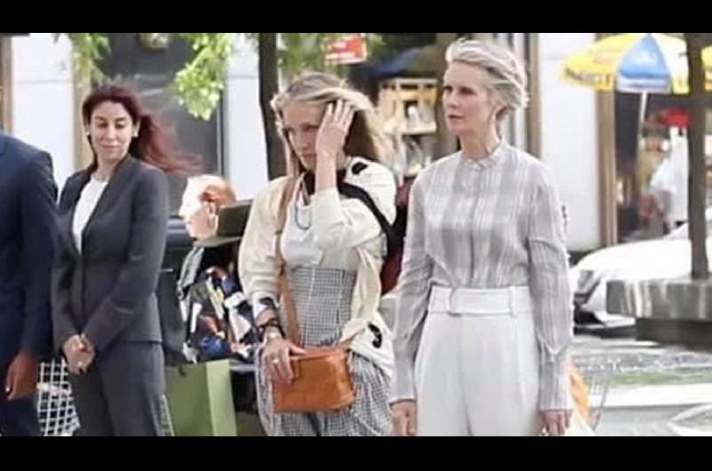 Luz Mariacutea Utrera con Sarah Jessica Parker y Cynthia Nixon en Sex And The City