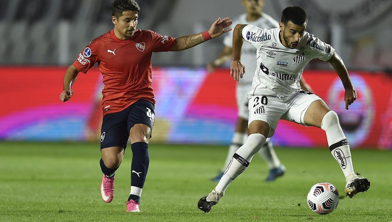 Independiente empatoacute con Santos y se quedoacute sin Sudamericana