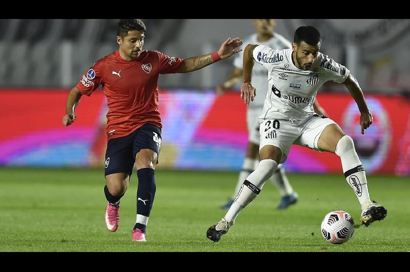 Independiente empatoacute con Santos y se quedoacute sin Sudamericana