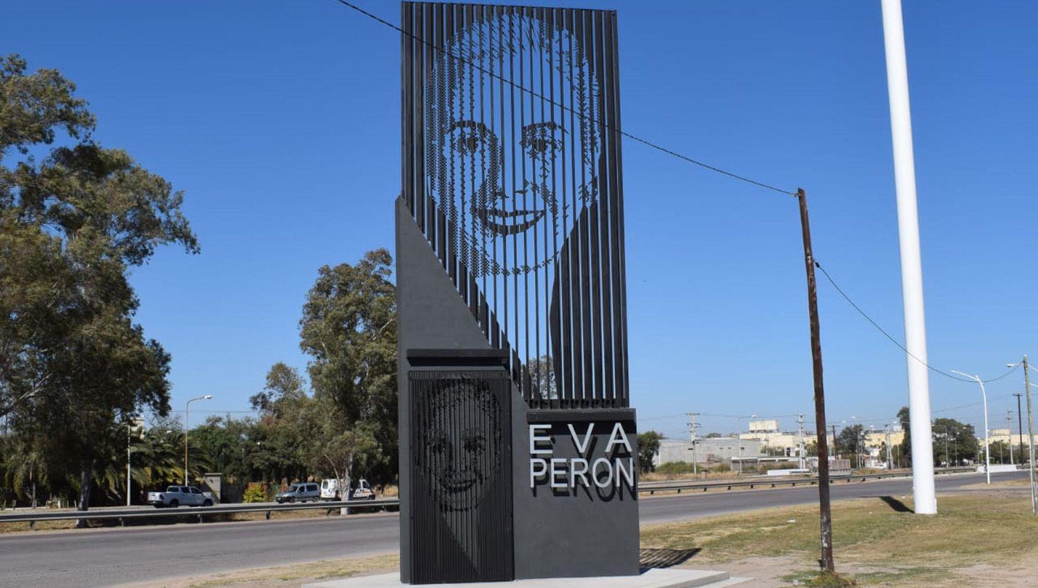 El PJ santiaguentildeo inauguraraacute el Monumento a Evita en la Autopista