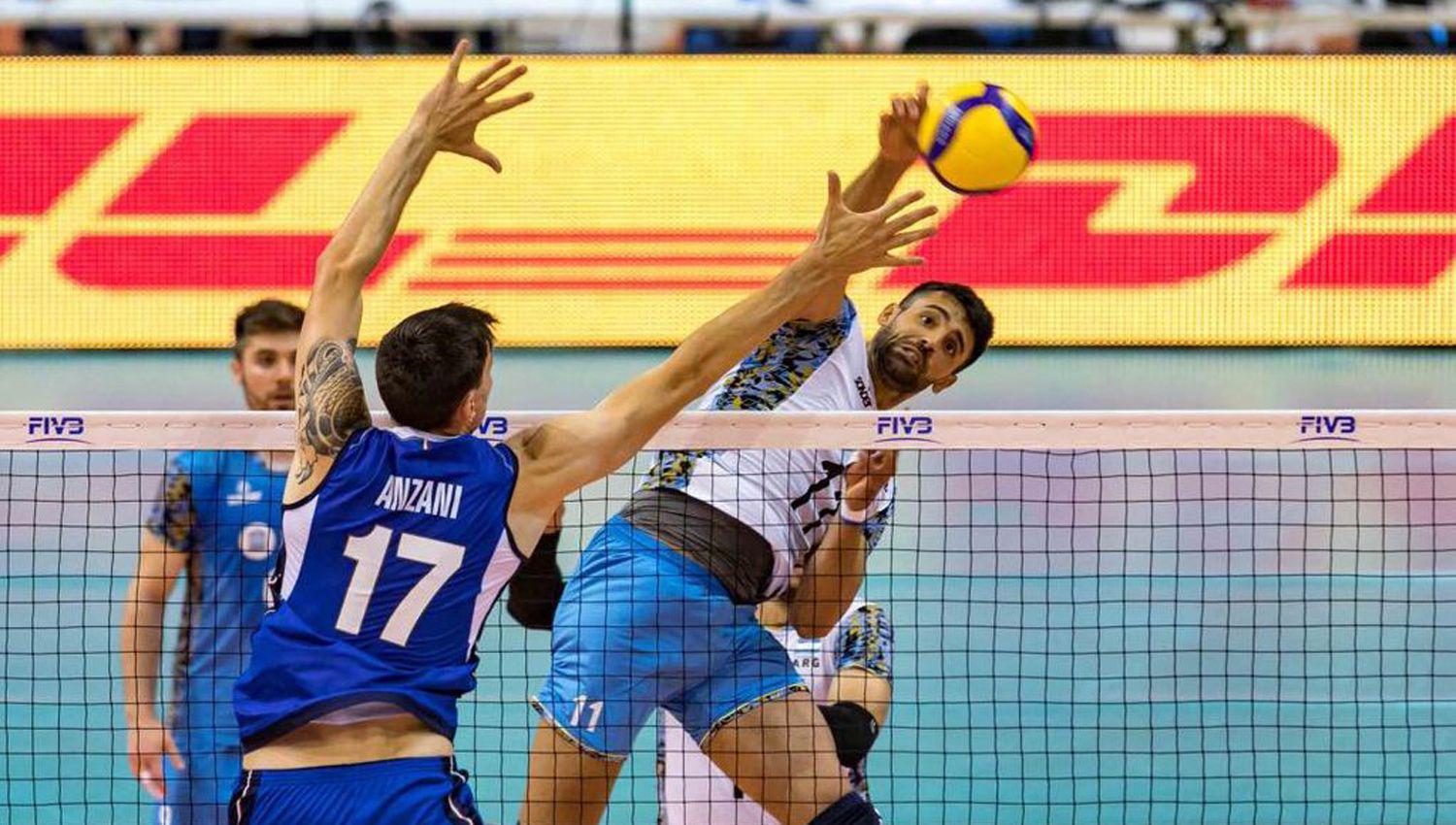 La Seleccioacuten masculina de voacuteleibol cayoacute 3-1 en el debut ante Rusia