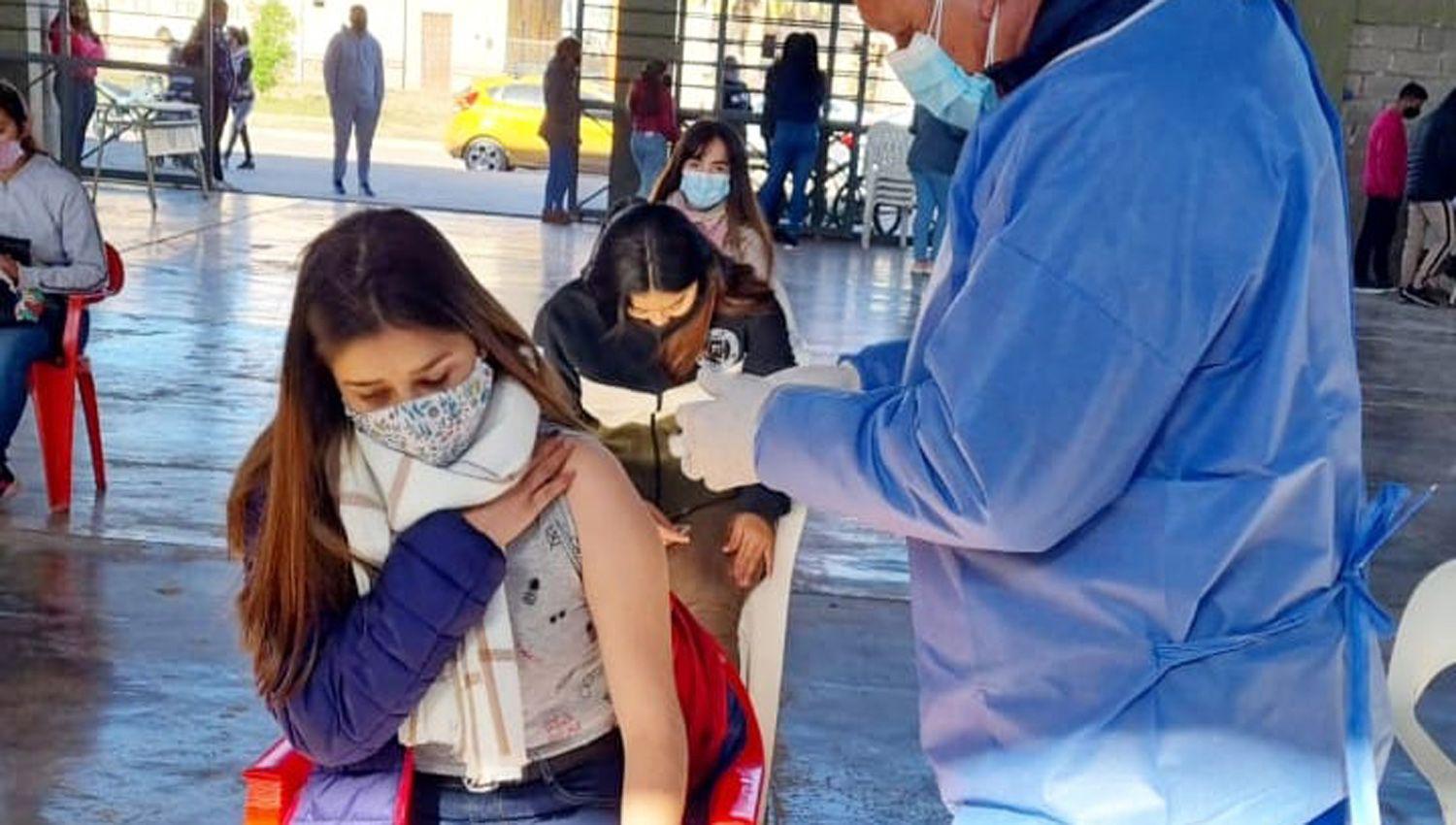 Coronavirus en Santiago- Concluyoacute en toda la provincia la vacunacioacuten a mayores de 18 antildeos