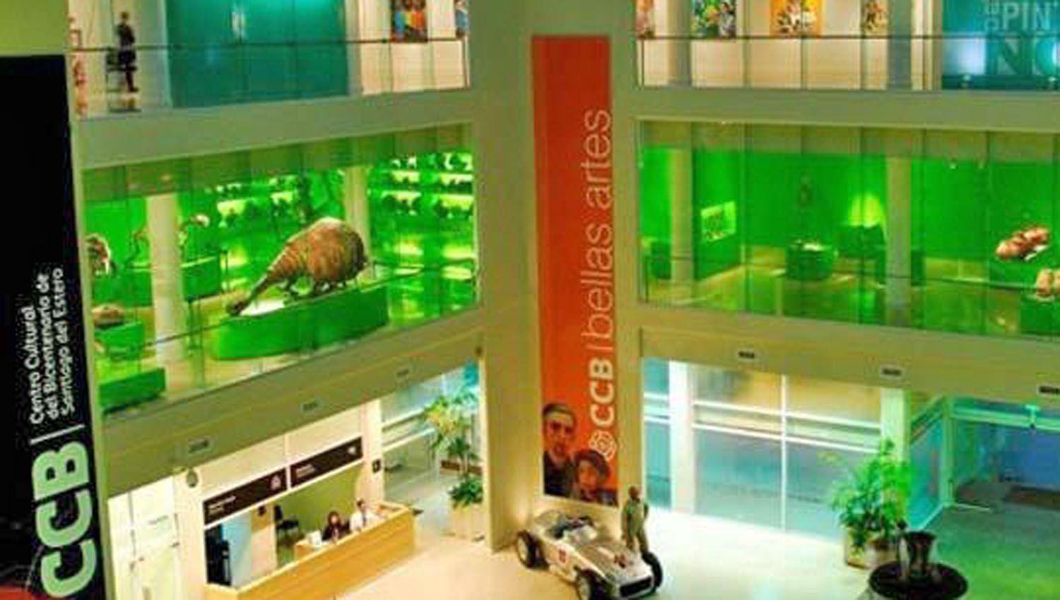 Se ubica junto con el Museo Histórico Orestes Di Lullo y al
Museo de Bellas Artes Ramón Gómez Cornet