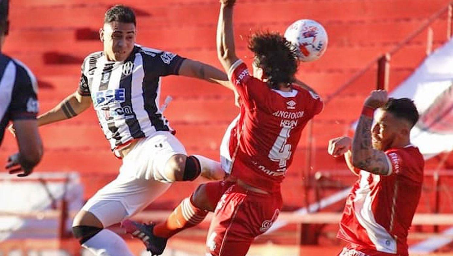 Salomón es uno de los emblemas de Central Córdoba en el fondo
